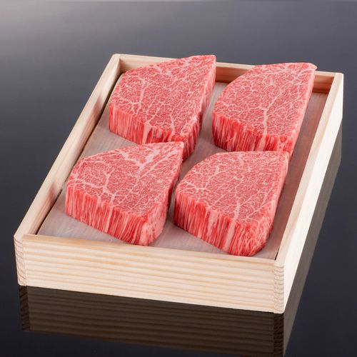 松阪牛シャトーブリアン芯だけステーキ100ｇ×4枚木箱入り