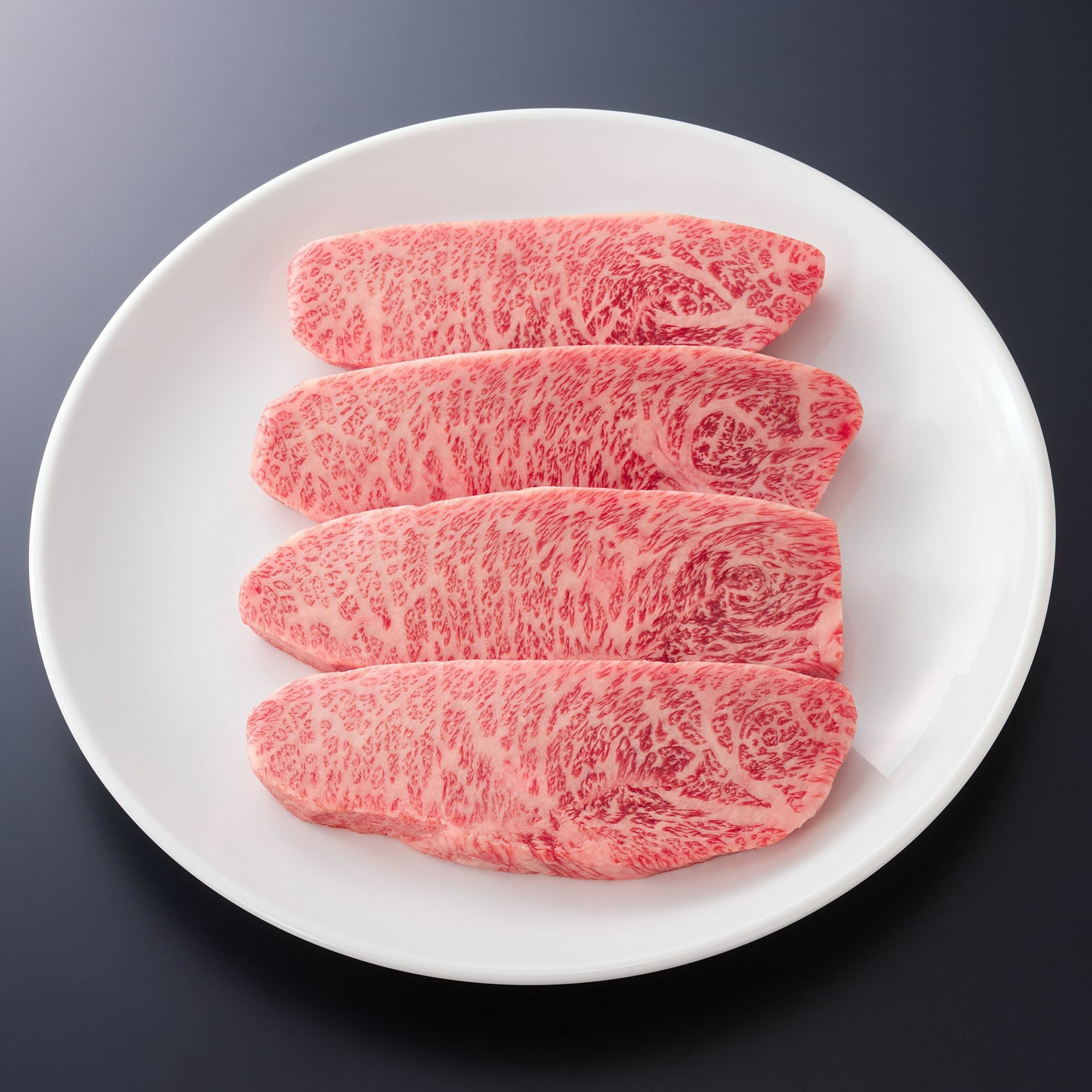 阪牛イチボステーキ肉